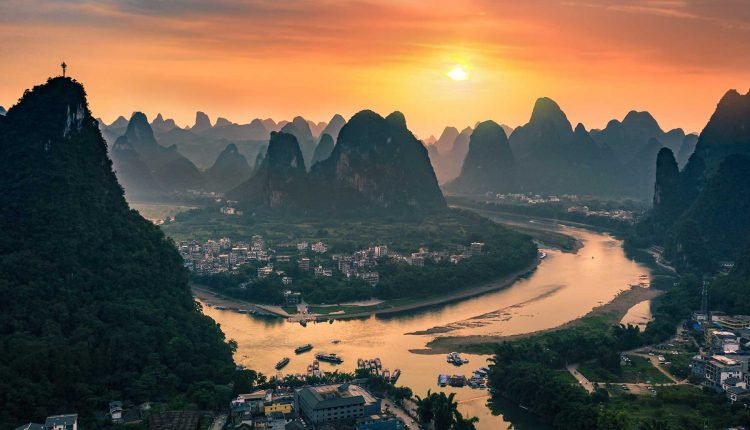 معلومات عن مدينة قويلين في الصين