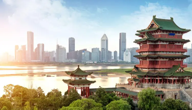 امبراطورية الصين العريقة بين الماضي والحاضر