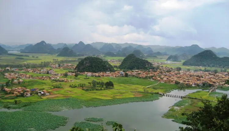 هضبة يونان قويتشو في الصين