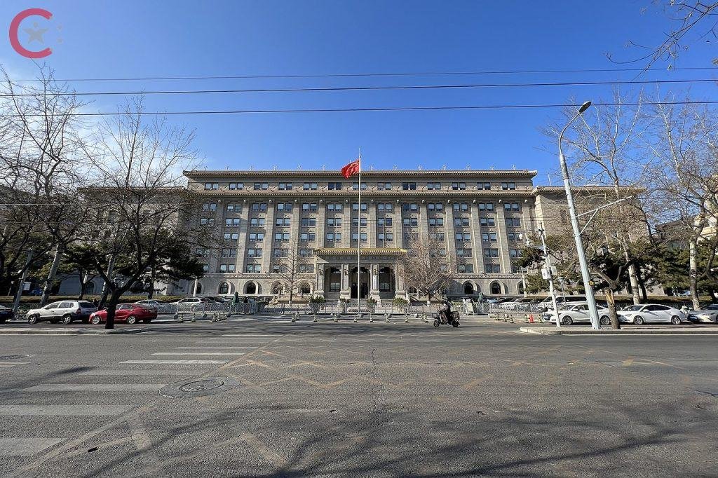 إلغاء عقد صندوق الإسكان